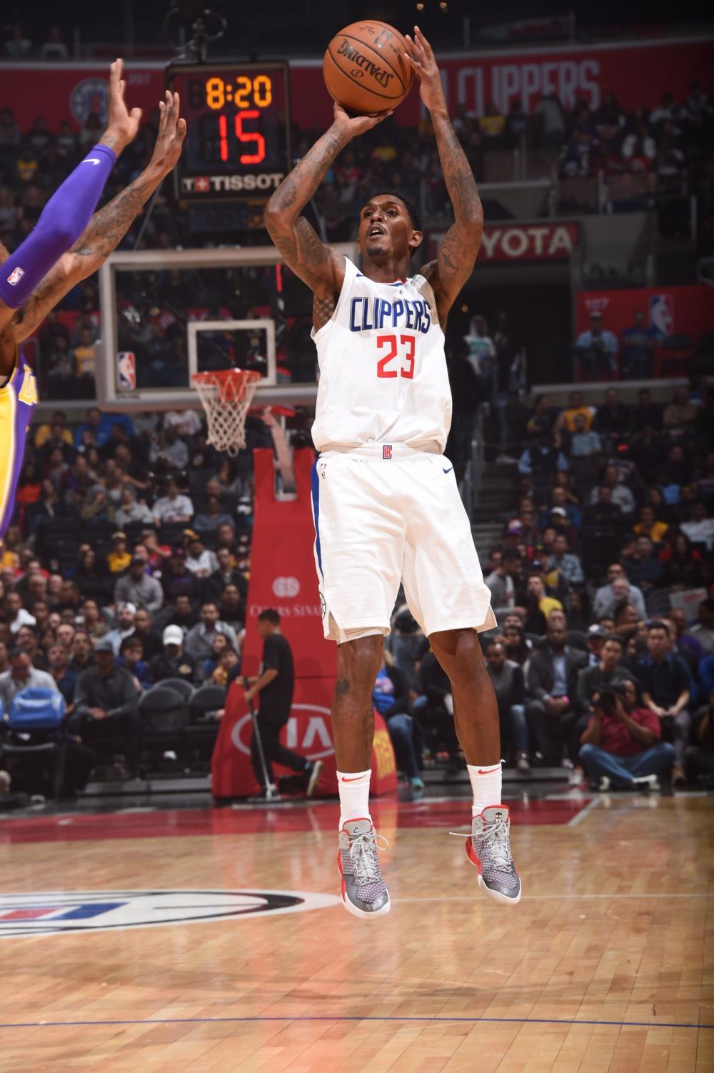 价一个前锋 价一个前锋