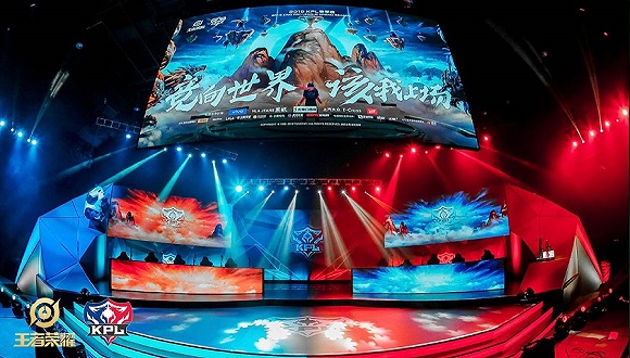 通过中后场 通过中后场